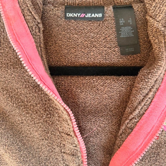 DKNY jeans brown zip - Picture 3 of 3